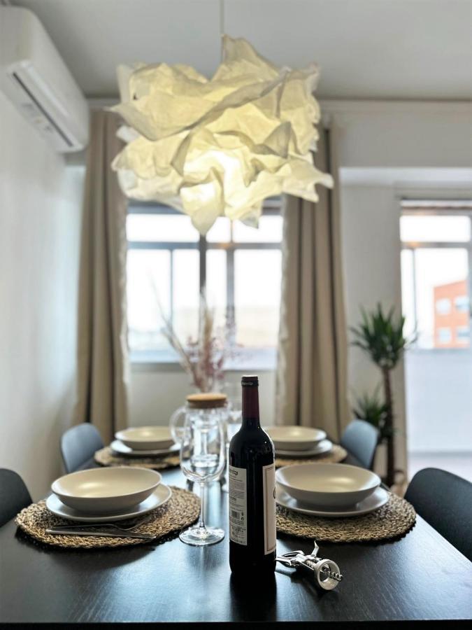 Your Sunny & Spacious Portview Home Valencia Eksteriør bilde