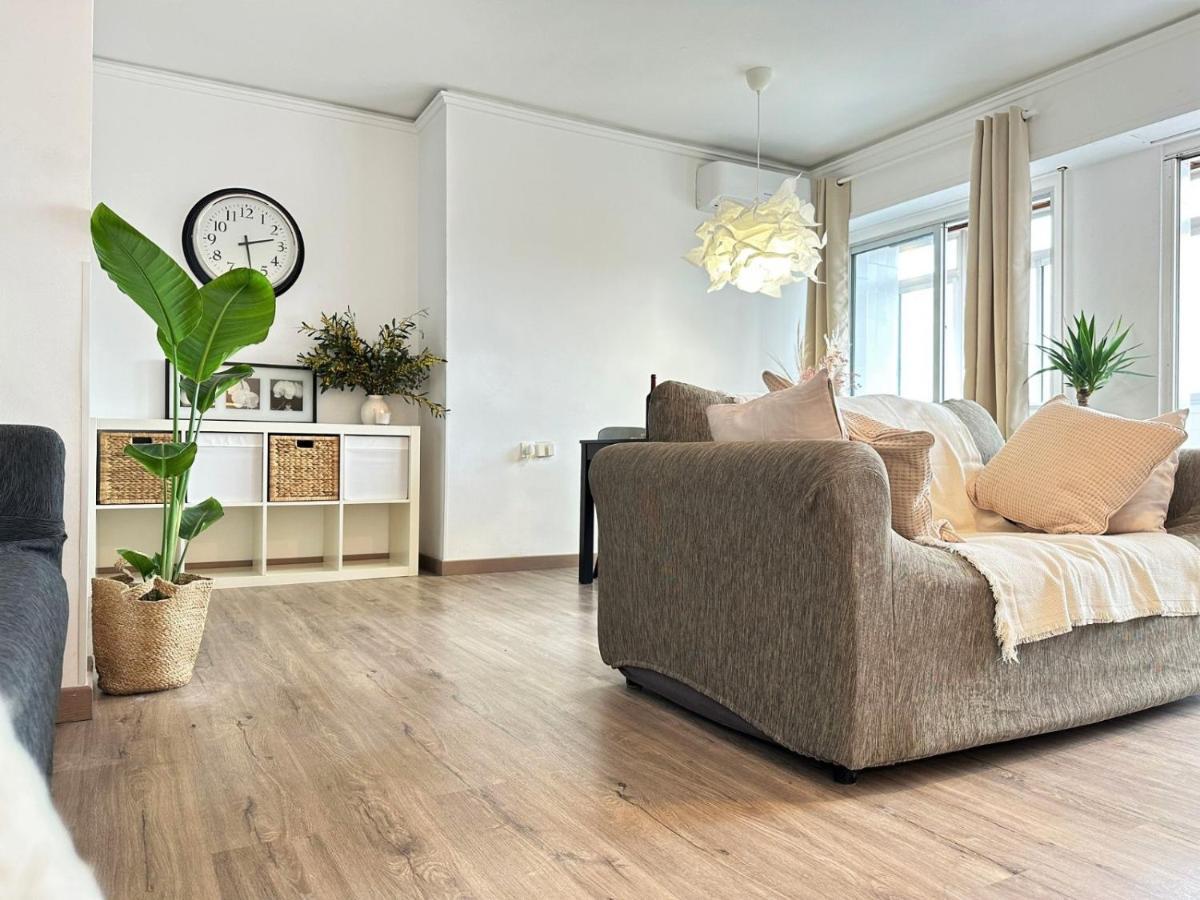 Your Sunny & Spacious Portview Home Valencia Eksteriør bilde